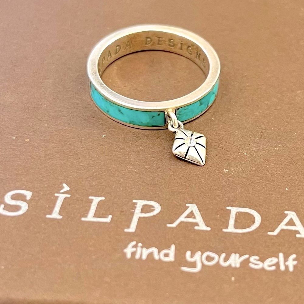 Silpada ‘Island Girl’ .925 Sterling Silver Turquoise Ring.